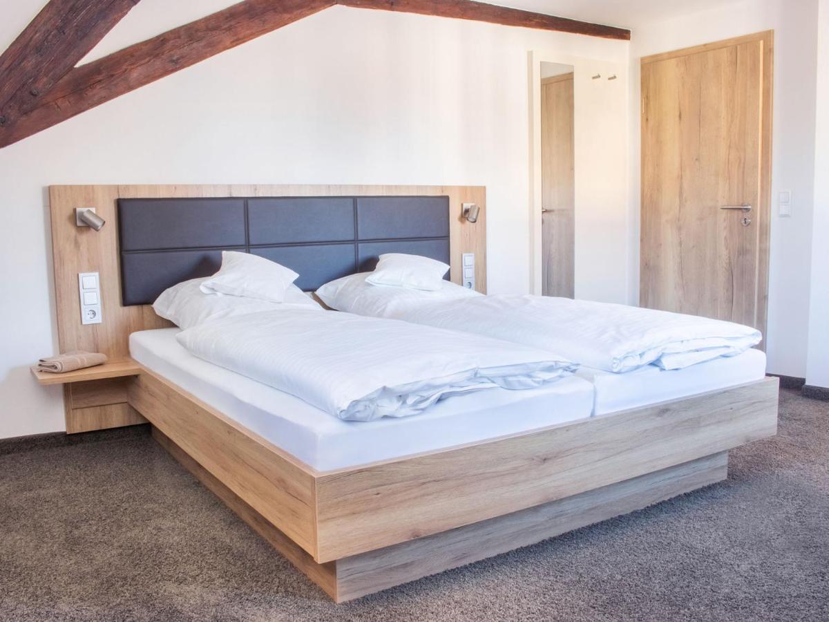 Gasthof Landhotel Hirsch Ostrach Kültér fotó